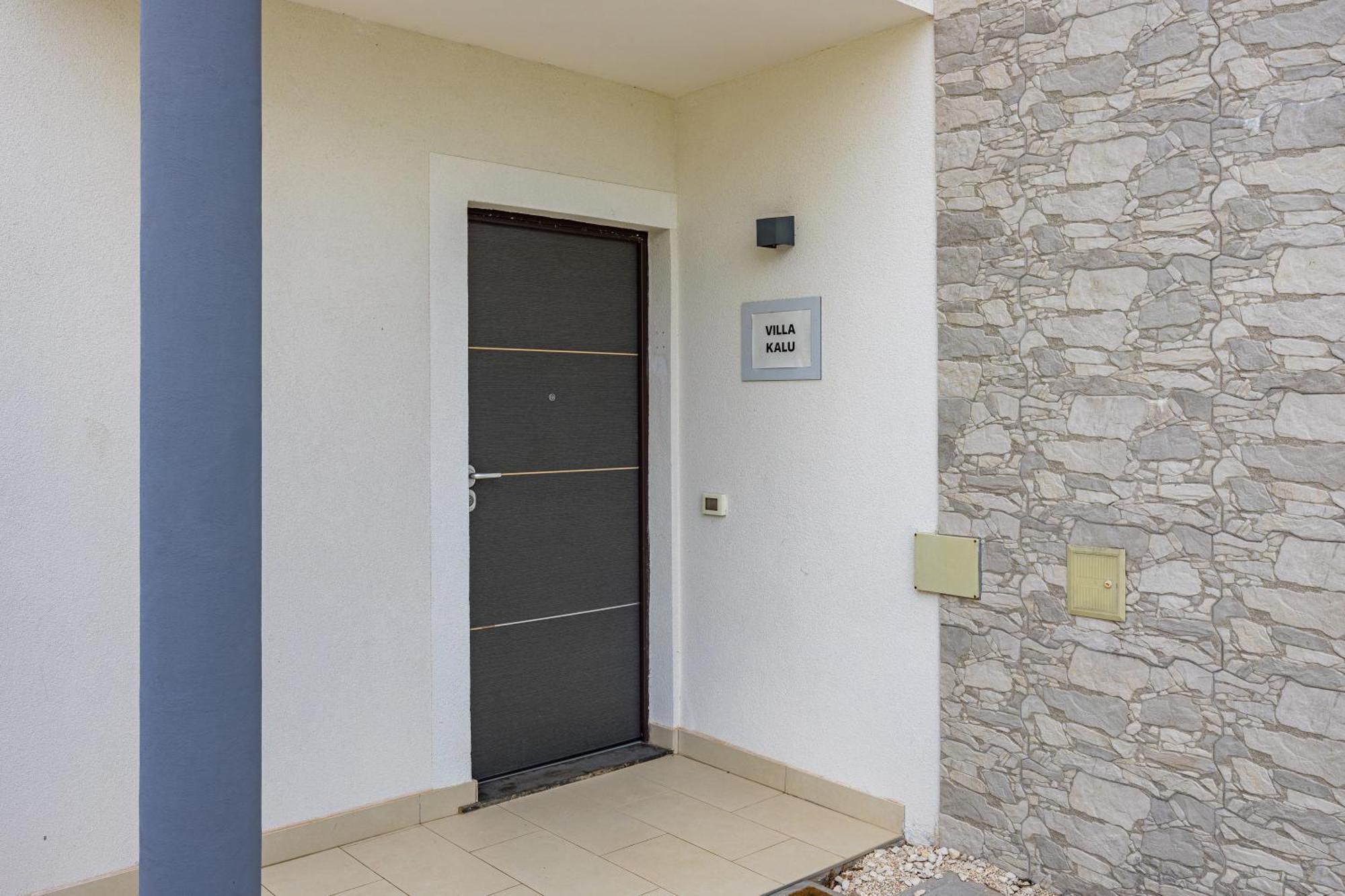 Villa Kalu 1 Крница Екстериор снимка